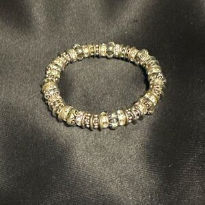 LIVE SHOW NECKLACE